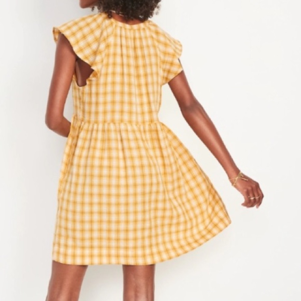 SALE!! Pockets!! Flowy Minidress with pockets.